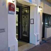 Hotel Victor Hugo, Hotel in Clamart