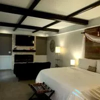 Cedar Stables Inn & Suites, хотел в Сандъски