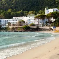 Hotel El Pinar, hotelli Cala Llongassa