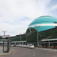 PORT INN Hotel, hotel malapit sa Astana International Airport - NQZ, Astana