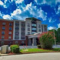 Holiday Inn Express & Suites Wilson-Downtown by IHG, viešbutis mieste Vilsonas