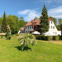 Landhotel Cafe Prälank, hotelli kohteessa Neustrelitz