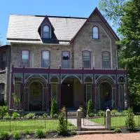 Gifford-Risley House Bed and Breakfast, hotel en Media