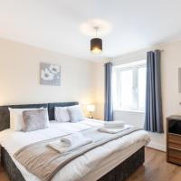 1-bedroom apartment with balcony, Hoddesdon, hotel in Hoddesdon