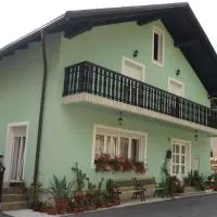 Guest House Potok, hotelli kohteessa Lokve