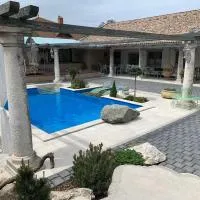 Resident Wellness Vendégház Békéscsaba، فندق في بيكيسكسابا