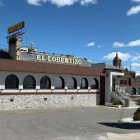 Hotel El Cobertizo, hotel din Plasencia del Monte