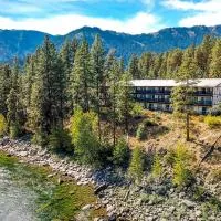 Alpine Rivers Inn، فندق في ليفنوورث