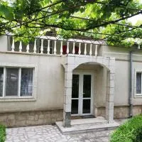 Casa BUCUR, хотел в Таргу Окна