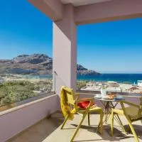 Sea View Luxury Apartments, готель у місті Плакіас
