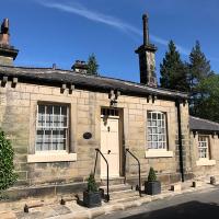 Ewood Cottage *NEW* Exquisite Country Cottage, hotel in Todmorden