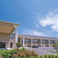 Homegate Inn & Suites West Memphis, מלון בווסט ממפיס