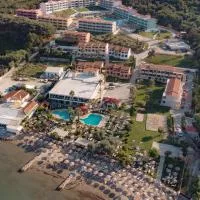 Robolla Beach Aparthotel, хотел в Рода