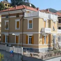 Hotel Ines, hotel v destinaci Varazze