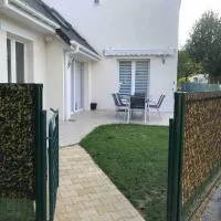 Gîte vickie, hotel din Livry