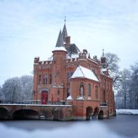 Castle ten Berghe Château, hotel in: Sint-Jozef, Brugge