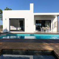 Cairnvillas - Villa Solar C37 Luxury Villa with Swimming Pool near Beach &ndash; hotel w Aljezur
