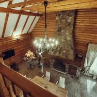 Candle House, hotell i Padure