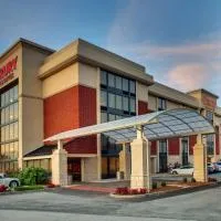 Drury Inn & Suites Bowling Green, hotel en Bowling Green