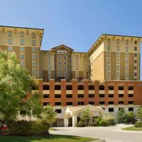 Drury Inn & Suites San Antonio Near La Cantera, hotel u San Antoniju