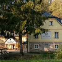 Skalní Mlýn Adršpach, hotel Adršpachban