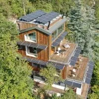 La Forestale Luxury Ecolodge B&B Primo Piano – hotel w mieście Acqualagna