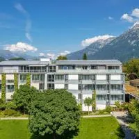 Hotel Artos Interlaken، فندق في إنترلاكن