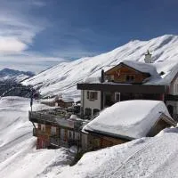 Hamilton Lodge & Spa, hotel u gradu Belalp