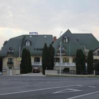 Hotel Holdfény, hotel in Kápolnásnyék