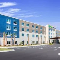 Holiday Inn Express & Suites Niceville - Eglin Area by IHG、ニスビルにあるデスティン・フォート・ウォルトン・ビーチ空港 - VPSの周辺ホテル