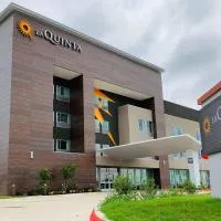 La Quinta Inn & Suites by Wyndham - Red Oak TX IH-35E, hotel en Red Oak