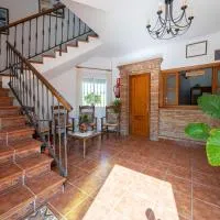 Hostal Vista a la Sierra، فندق في Valle de Abdalagís