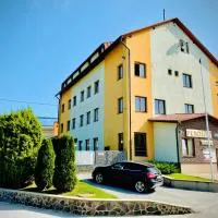 Penzión DOMES, hotel u gradu Čadca