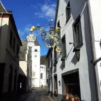 Hotel Weinhaus Am Stiftstor, hotelli kohteessa Treis-Karden