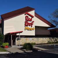 Red Roof Inn PLUS+ University at Buffalo - Amherst, מלון באמהרסט