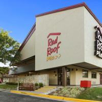a building with a red rock food plus sign on it at Red Roof Inn PLUS+ Baltimore - Washington DC/BWI South, Hanover