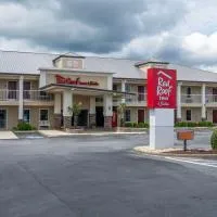 Red Roof Inn & Suites Calhoun, hotel a Calhoun