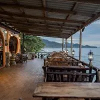 Rock sand Resort, hôtel à Trat