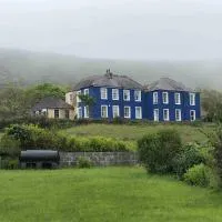 Granville House Apartments and Garden Suites, hotel em Ballyferriter