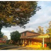 Poplars Inn Mittagong: Mittagong şehrinde bir otel
