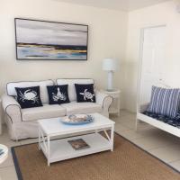 Gorgeous Beachy Chic Condo in Key Biscayne, hotel in Key Biscayne, Miami