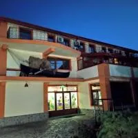 Lotca Fermecată - Lotka Fermecată, hotel i Cazasu