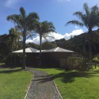 The Bungalow, hotel in Great Barrier Island