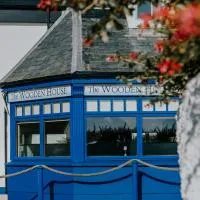 The Wooden House - Room Only Accomodation, hotel din Kilmore Quay