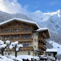 Superior Hotel Persal, готель у місті Фінкенберг