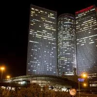 קראון פלזה סיטי סנטר תל אביב, מלון בתל אביב