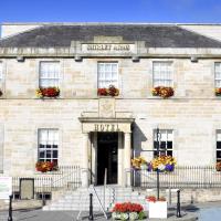 The Shirley Arms Hotel, hótel í Carrickmacross