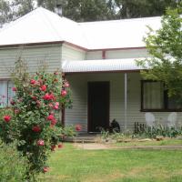 Acacia Cottage, hotell sihtkohas Tumbarumba lennujaama Corryongi lennujaam - CYG lähedal