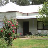 Acacia Cottage, hotell i nærheten av Corryong lufthavn - CYG i Tumbarumba