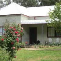 Acacia Cottage, hotel di Tumbarumba